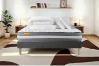 Pack lit complet 160x200 cm - Matelas + Sommier Gris (en kit) + 2 oreillers + Couette - Memo Plus Pack lit complet 160x200 cm - Matelas + Sommier Gris (en kit) + 2 oreillers + Couette - Memo Plus